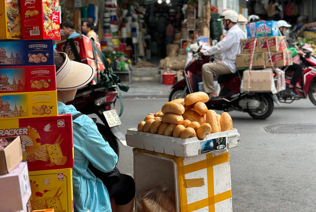 5 Tip-Top Vegan Eats In Old Quarter Hanoi, Vietnam